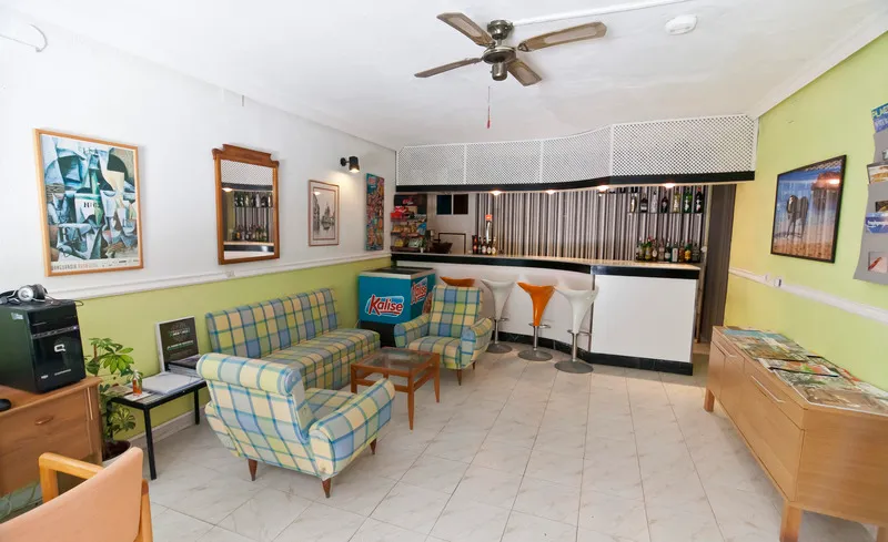Lobby, Cala Bona - Mar Blava, Menorca