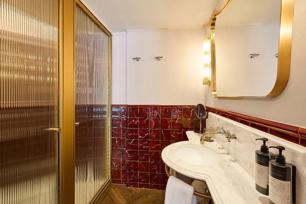 DOUBLE SINGLE USE SUPERIOR Room, España Ocean Drive Newly Renovated, Barcelona