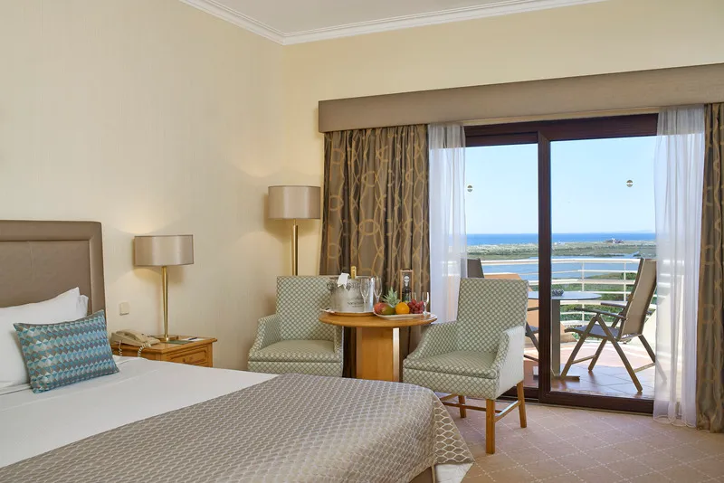 DOUBLE SINGLE USE SIDE SEA VIEW Room, Hotel Quinta do Lago, Algarve