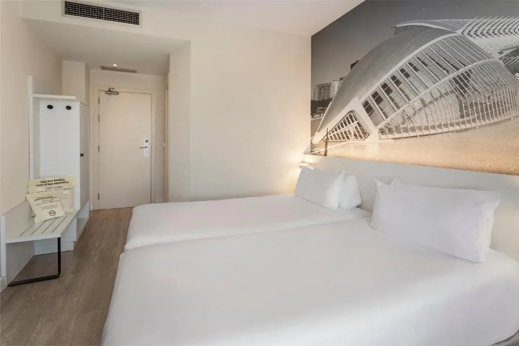 TWIN STANDARD Room, B&B HOTEL Valencia Arena, Valencia