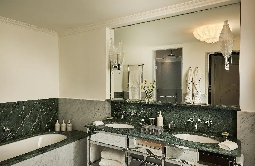 JUNIOR SUITE DELUXE Room, The Carlton, Milan, Milan