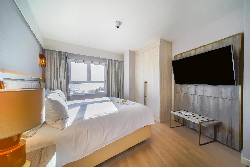 SUITE SEA VIEW Room, Hilton Mallorca Galatzo, Majorca
