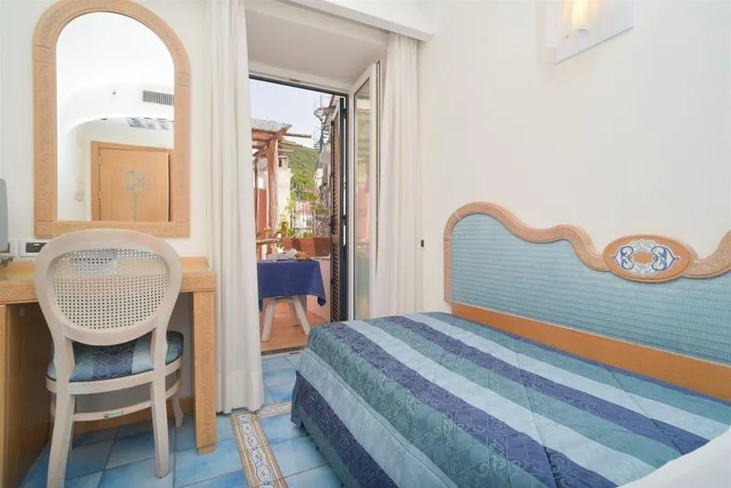 General view, Albergo Italia, Naples