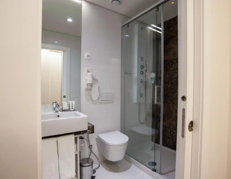 TWIN INNER Room, The 7 Hotel, Lisbon