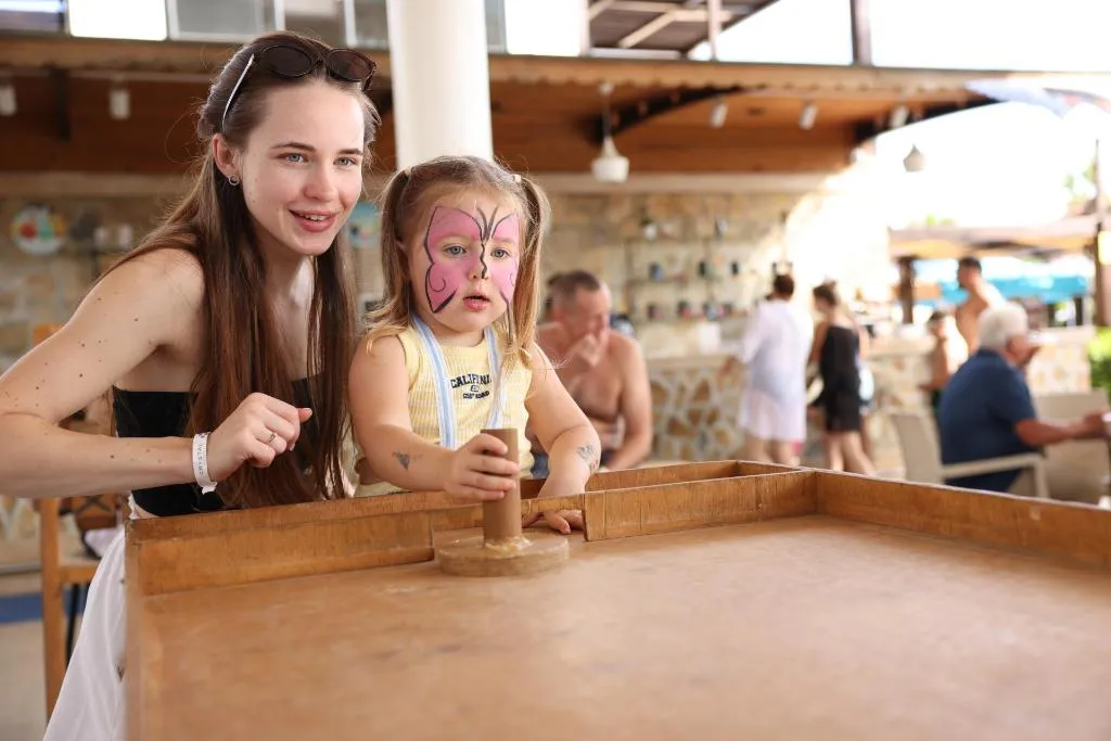 Sports and Entertainment, Crystal Family Comfort Collection, Antalya