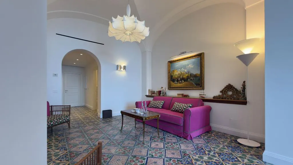 SUITE EXECUTIVE SEA VIEW Room, Grand Hotel Europa Palace, Naples