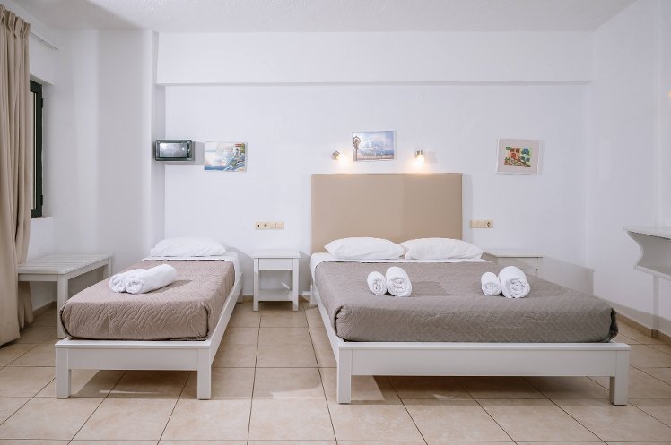 Dionysos Hotel Apartments & Studios, Crete