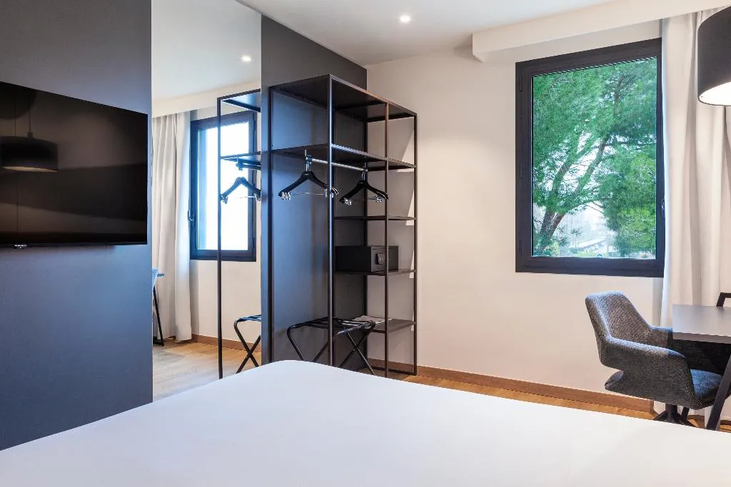 Room, SB Madrid Norte, Madrid