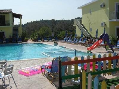Amadeus Hawaii Studios Apts, Corfu