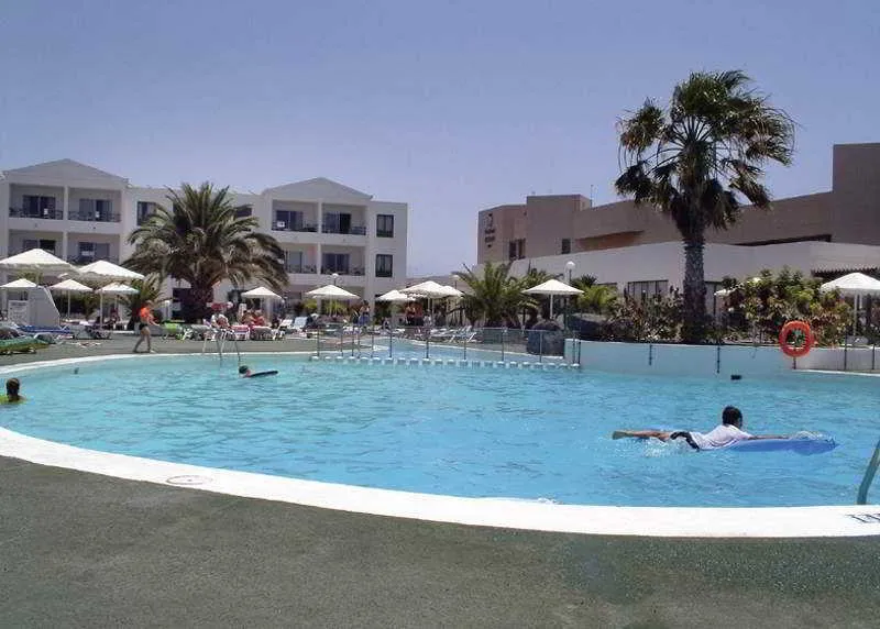 Pool, BLUESEA Apartamentos Costa Teguise Beach, Lanzarote