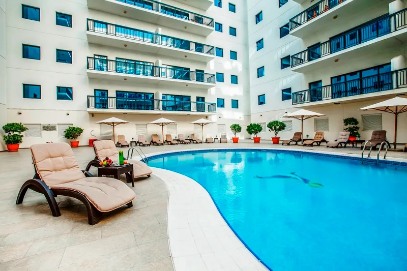 Pool, Golden Sands Hotel Apartments, Dubai