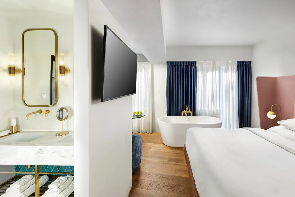 Room, Gatsby Athens, Athens