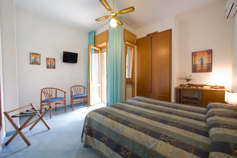 Double or Twin SUPERIOR Room, Hotel San Pietro, Naples