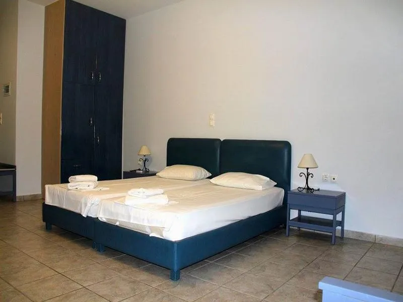 Room, Agnanti Studios, Kefallinia