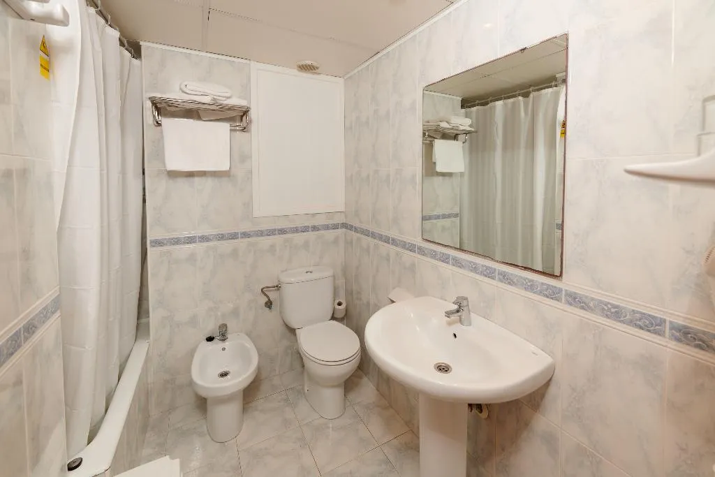 TRIPLE SEA VIEW Room, Checkin Blanes, Costa Brava