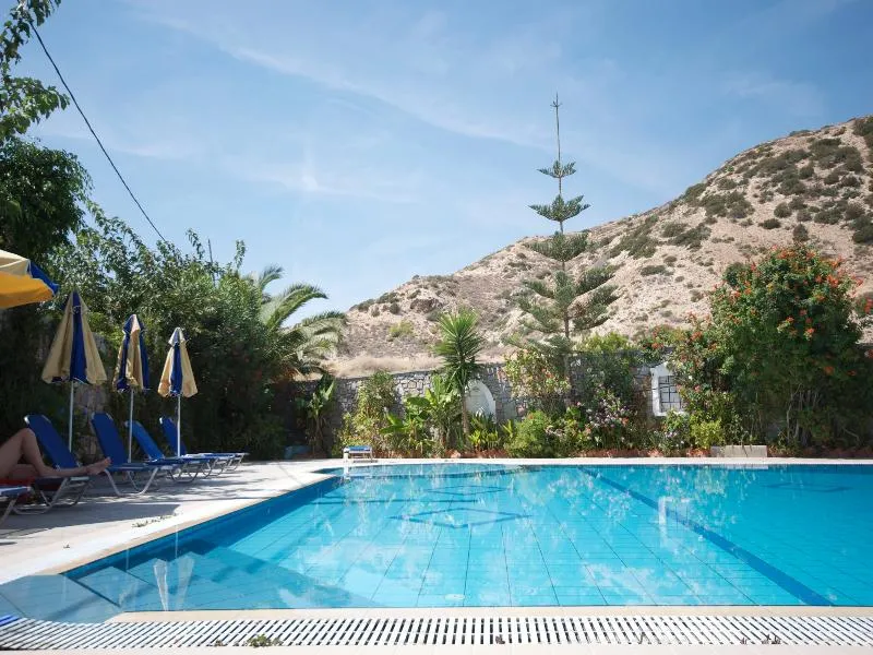 Pool, Sarikampos Beach, Crete