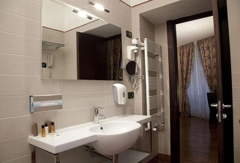 DOUBLE SINGLE USE ECONOMY Room, Gambrinus, Rome