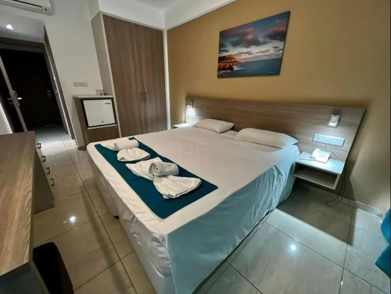Double or Twin SUPERIOR Room, Sunny Blue Hotel, Cyprus