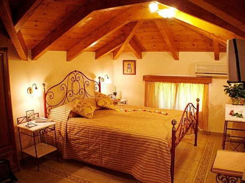 JUNIOR SUITE CAPACITY 3 Room, Andreolas Luxury Suites, Zante