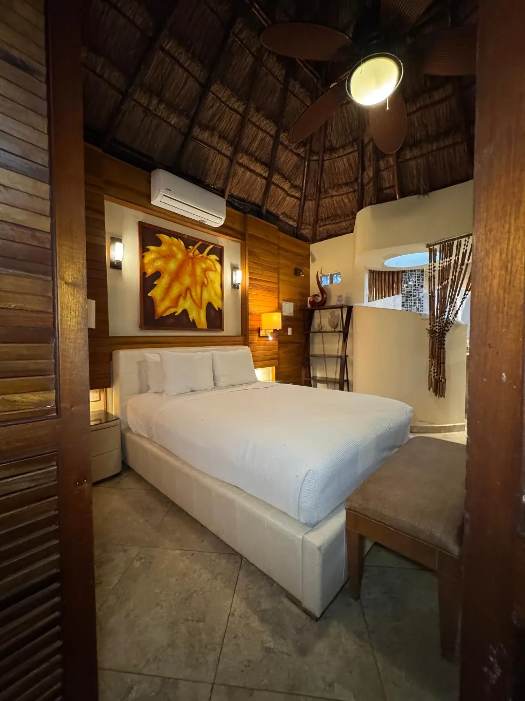 Room QUEEN SIZE BED Room, Cocos Cabañas, Cancun Area