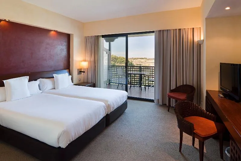 DOUBLE DELUXE KING BED Room, DoubleTree by Hilton Islantilla Beach Golf Resort, Costa De La Luz