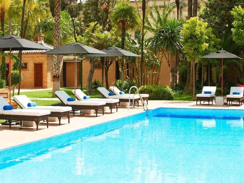 Pool, Alfonso XIII, Seville