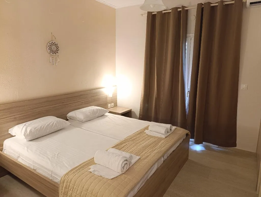 STUDIO CAPACITY 2 ONE BEDROOM Room, Evergreen Kavos, Corfu