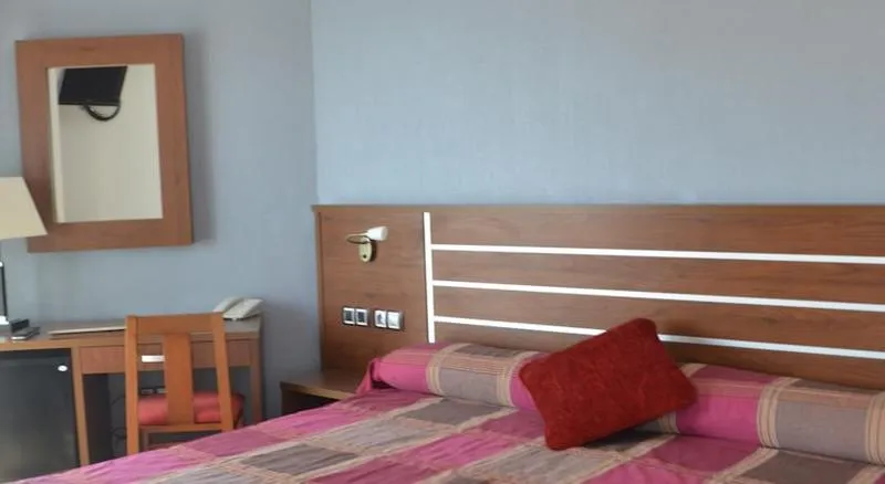 Double or Twin STANDARD Room, La Familia Gallo Rojo, Costa Blanca