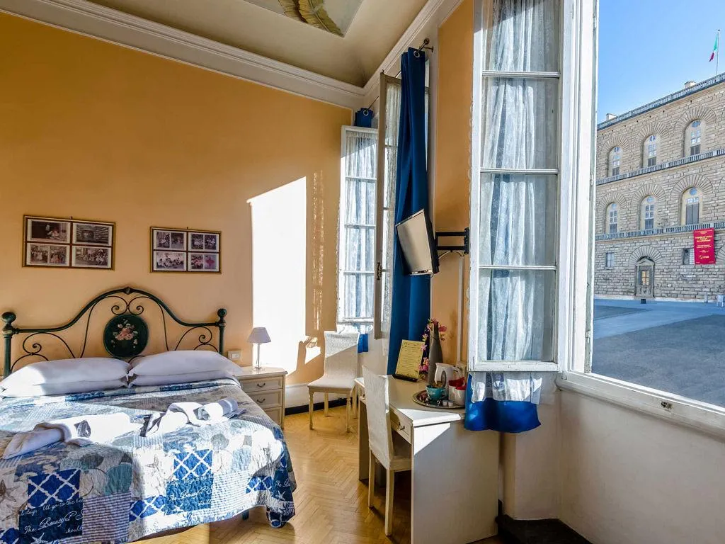 DOUBLE SUPERIOR WITH VIEWS Room, Il Pitti Soggiorno, Florence
