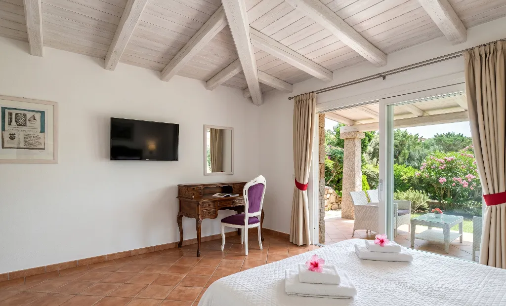 DOUBLE CLASSIC Room, Nicolaus Prime Villas Resort, Cagliari