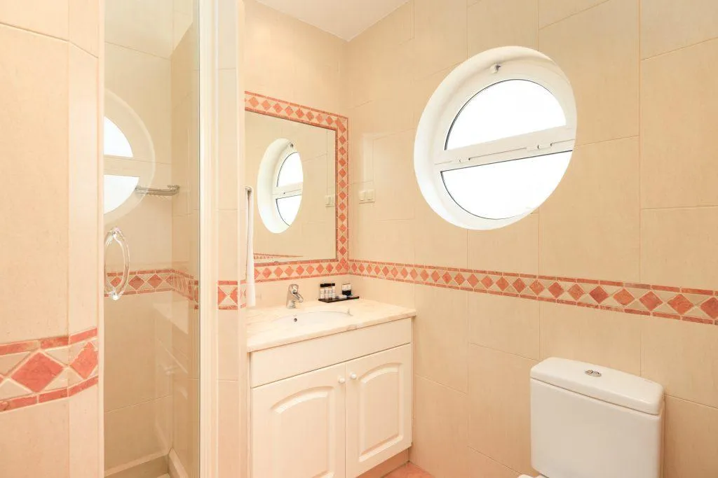 TOWNHOME SUPERIOR THREE BEDROOMS Room, Vale Do Lobo Resort, Algarve