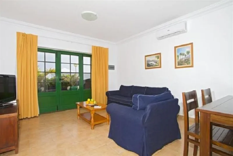 VILLA CAPACITY 6 THREE BEDROOM Room, Ereza Villas Brisa Marina, Lanzarote