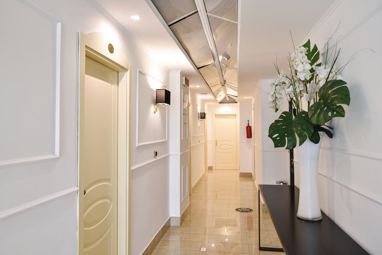 Hotel Palma, Naples