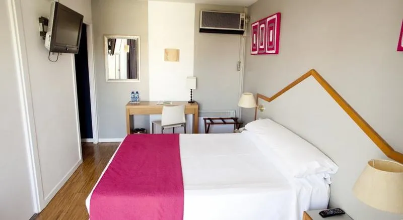 Double or Twin STANDARD Room, Subur, Costa Brava