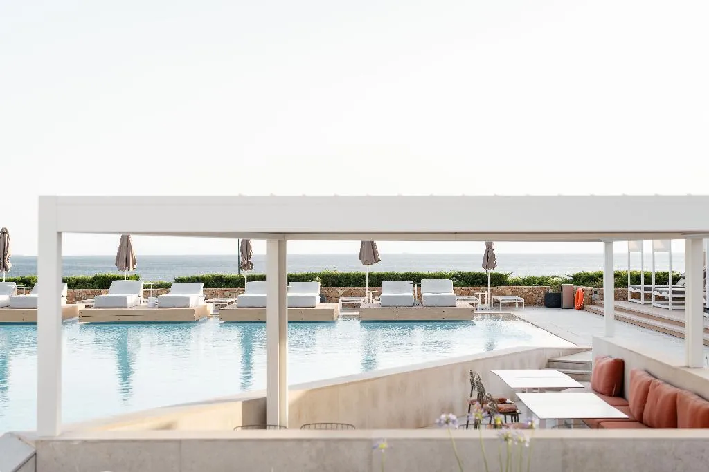 Pool, Vincci EverEden, Athens