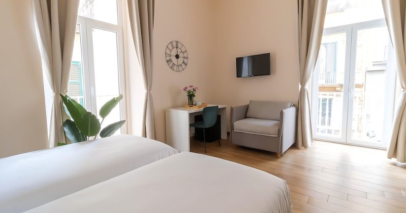 Musto Suites & Rooms, Naples