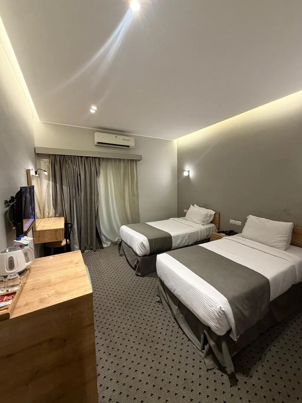 DOUBLE BUSINESS Room, Atlas International Hotels, Cairo