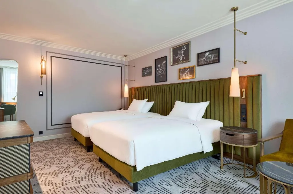 DOUBLE DELUXE Room, Hotel Saski Krakow, Curio collection by Hilton, Krakow