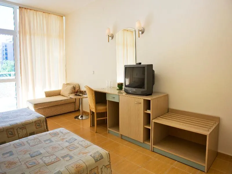 Room, Grand Hotel Nirvana, Bourgas
