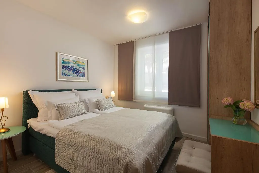 APARTMENT ONE BEDROOM Room, Pharia Aparthotel, Split