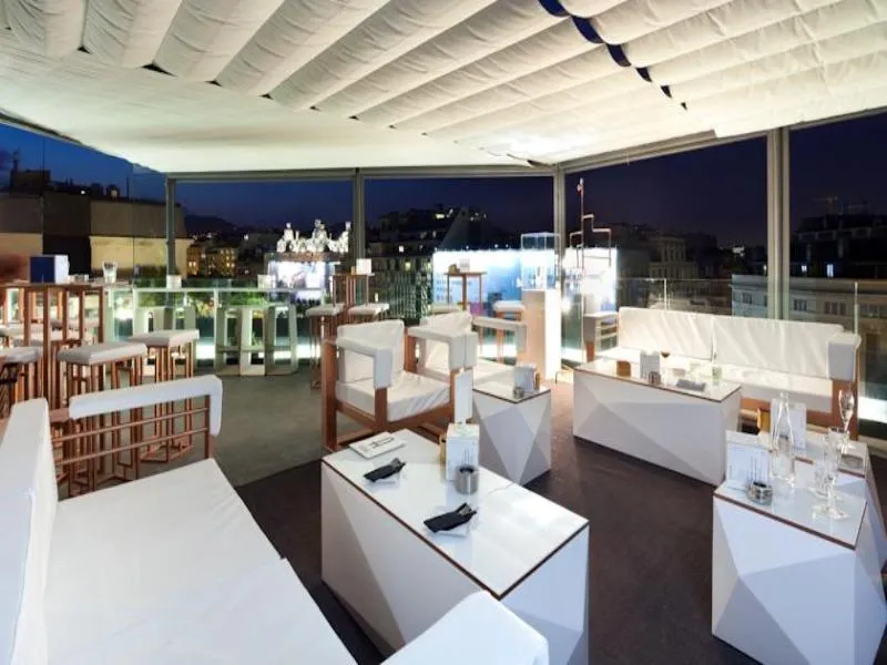 Terrace, Condes De Barcelona, Barcelona