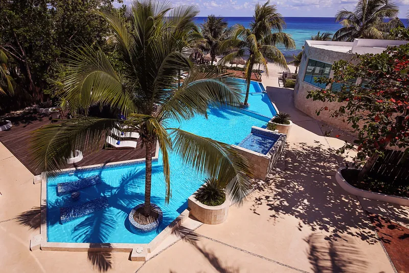 Pool, Le Reve by MIJ Beachfront Hotel, Playa Del Carmen