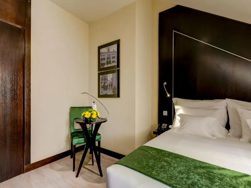 DOUBLE STANDARD Room, behotelisboa, Lisbon