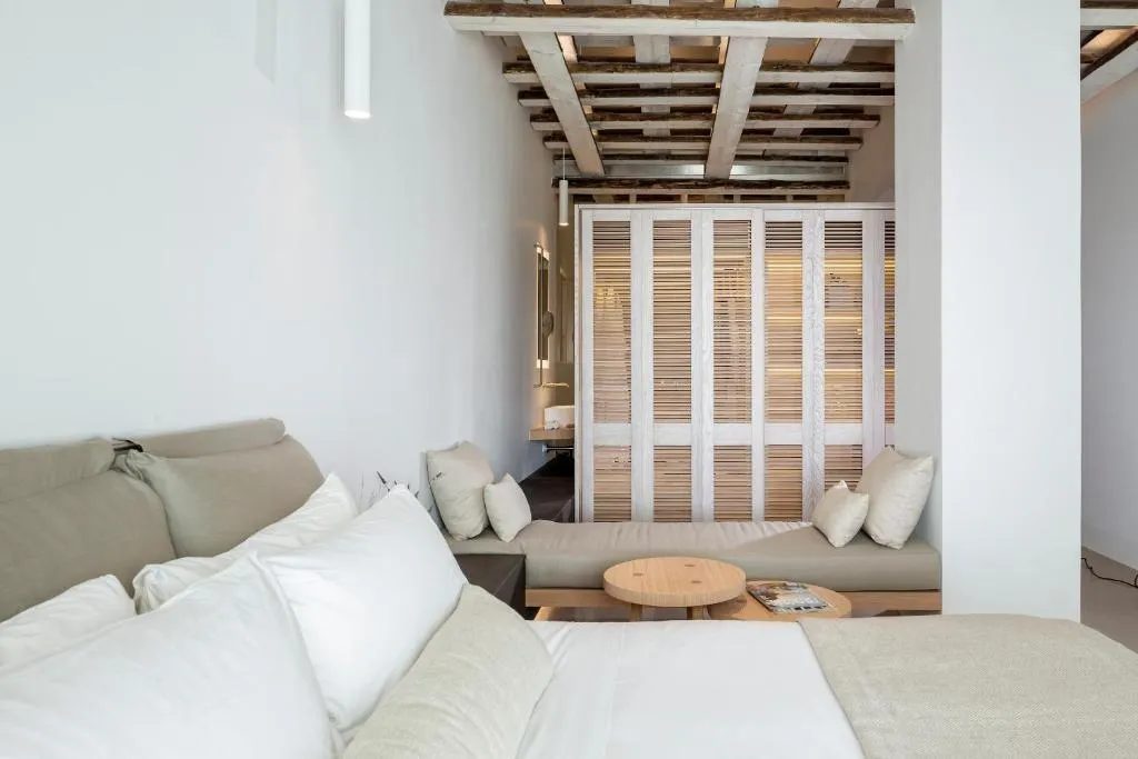 SUITE WITH VIEWS Room, Bill & Coo Suites and Lounge, Mykonos