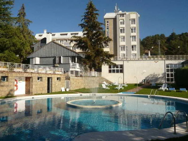 Pool, Arcipreste de Hita, Madrid