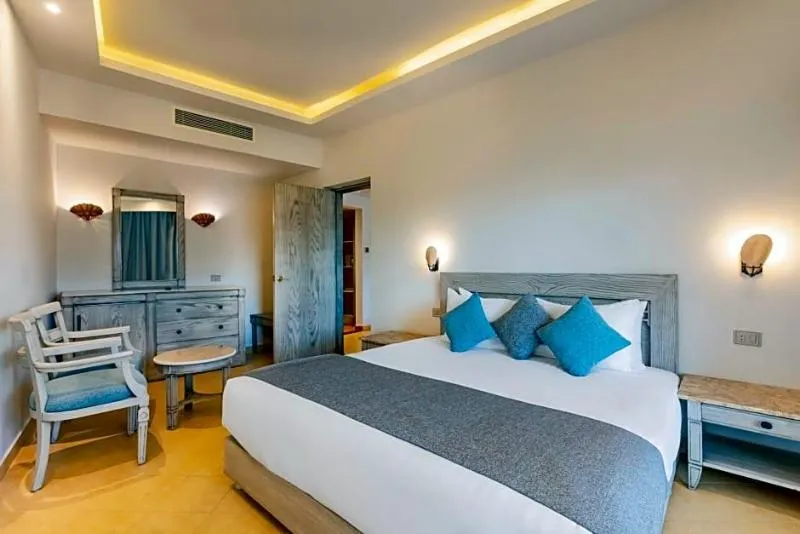 Room, Protels Grand Seas Resort Aqua Park, Red Sea Riviera