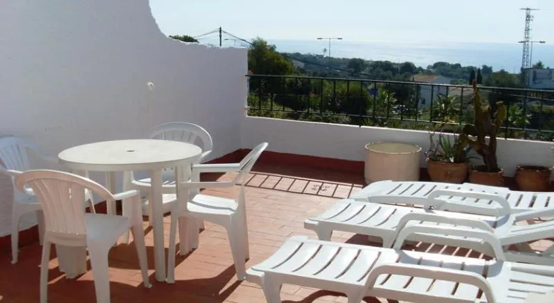 VILLA TWO BEDROOMS Room, El Capistrano, Costa Del Sol