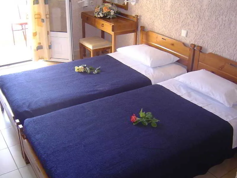 Room, Paradise, Samos
