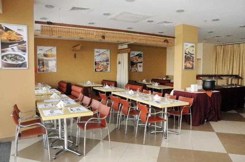 Restaurant, Dunes Hotel Apartment - Al Qusais, Dubai