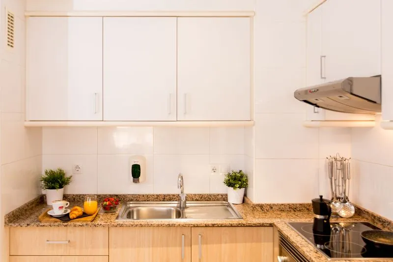 APARTMENT CAPACITY 6 Room, Valenciaflats Ciudad de las Ciencias, Valencia